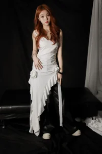 Stunning Artistic Portrait Photography of Momo Wu - YiTuYu Art Language Vol.9280 Featuring Vibrant Red and White Aesthetics-14