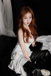 Stunning Artistic Portrait Photography of Momo Wu - YiTuYu Art Language Vol.9280 Featuring Vibrant Red and White Aesthetics-11