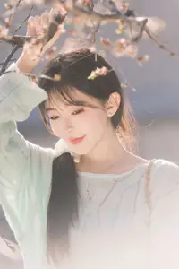 YiTuYu Vol. 8836: Yang Yi Mo's Pure Beauty Captivates Every Gaze-6