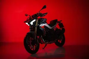 Unveiling the Benelli TNT 550 2026: A New Naked-Bike Masterpiece Debuting Soon. Will Vietnam Embrace This Exciting Launch?-8