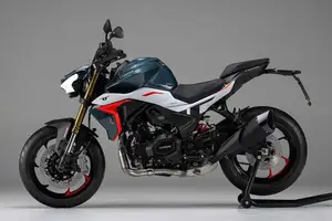 Unveiling the Benelli TNT 550 2026: A New Naked-Bike Masterpiece Debuting Soon. Will Vietnam Embrace This Exciting Launch?-7