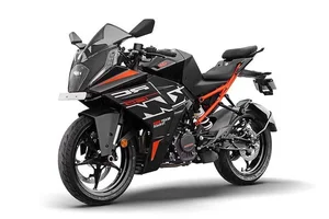 KTM RC 160 2026: The Bold Challenger to Yamaha R15-1