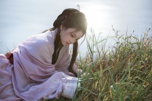 Ethereal Hanfu Beauty in Lavender Flower Field - YiTuYu Art Language Vol.8304: Serene Traditional Elegance.-14