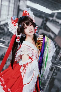 Ethereal Reimu Cosplay by Hua Qi Hana at Firefly Comic-Con Part01-5
