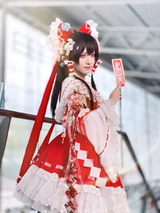 Ethereal Reimu Cosplay by Hua Qi Hana at Firefly Comic-Con Part01-21
