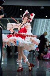 Ethereal Reimu Cosplay by Hua Qi Hana at Firefly Comic-Con Part01-36