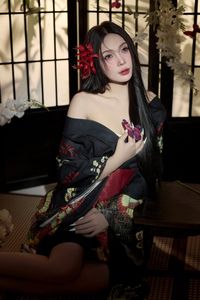 Artistic Portrait Japanese Woman in Traditional Kimono Asian Beauty-2