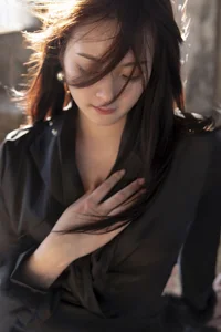 Elegant Fashion Portrait Photography Featuring Model Rong Er - YiTuYu Art Language Vol.9353 Professional Photo Collection and Style Inspiration-3