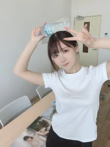 Elegance in Blue: Coser Yukata Style - Fantia Part01-15