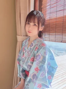 Elegance in Blue: Coser Yukata Style - Fantia Part01-24