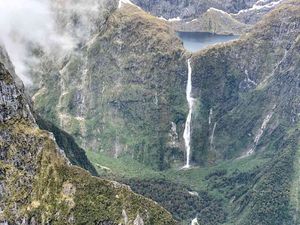 Sutherland Falls New Zealand: Majestic Natural Masterpiece in Fiordland National Park, an Unforgettable Tourist Destination-4