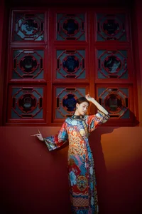 Timeless Elegance of Man Li by the Red Wall - YiTuYu Vol.8871-10