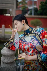 Timeless Elegance of Man Li by the Red Wall - YiTuYu Vol.8871-36