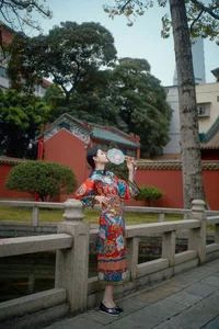 Timeless Elegance of Man Li by the Red Wall - YiTuYu Vol.8871-21