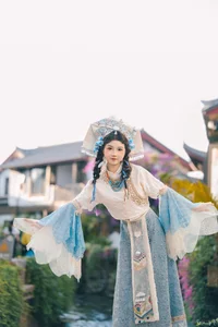 Ethereal Beauty of Xiao Lin: A Poetic Blend of Tradition and Modern Art-10