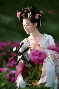 Elegant Floral Portraits with Li Zhi Xiao Ye: Romantic Peony Garden Aesthetic Vol.9113-0