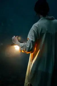 YiTuYu Vol.8530 Yi Ming: Ethereal Beauty, Mysterious Light on Water-9