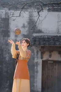 Discover YiTuYu Vol.8735 Zhang Yan Hong: Enchanting Traditional Charm in an Ancient Village-7