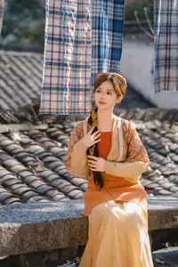 Discover YiTuYu Vol.8735 Zhang Yan Hong: Enchanting Traditional Charm in an Ancient Village-8