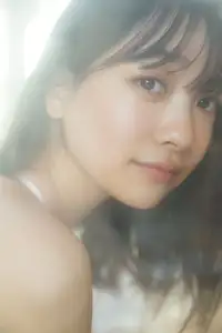 Maya Imamori: Radiant Smile Unveils Budding Love | 1st Photobook Part01-12