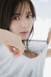 Stunning Riko Matsudaira Digital Photo Book: Elegant Japanese Fashion and Lifestyle Photography from Weekly Post Collection-3