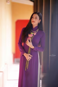 VGU No.71: Discover the Allure of Purple Ao Dai Lotus Flowers and Vietnamese Tradition.-5