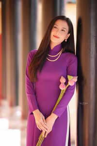 VGU No.71: Discover the Allure of Purple Ao Dai Lotus Flowers and Vietnamese Tradition.-7
