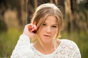 MetArt Valeria Mint Radiant: Natural Light in Beacon Of Light Part01 (49P)-17