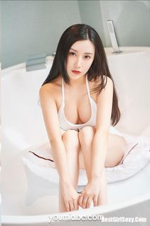 Youmei Vol.154 Xiao Xian Scorcher: Stunning Beauty in Elegant Bathtub-0
