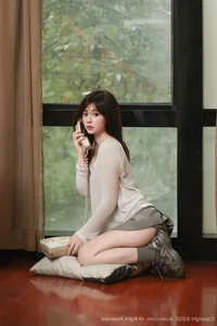 Aesthetic Grace: Yan Tian Kitty Shines in the Captivating No.10845 Collection-15