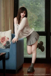 Aesthetic Grace: Yan Tian Kitty Shines in the Captivating No.10845 Collection-5