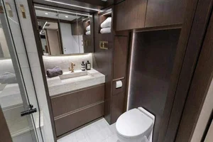 Inside the $2.5 Million Loki Prevost 2026: The Ultimate Luxury Motorhome Experience for High-End Travel and Sophisticated Mobile Living-5