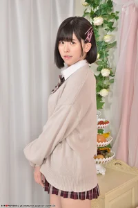 Timeless Youth: Mirai Asumi’s Aesthetic Japanese School Uniform Lookbook for Minimalist Fashion Lovers-9