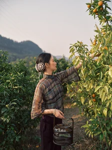 Ethereal Pastoral Beauty: Exploring YiTuYu Art Language Vol.9068 Featuring Yao Guai Na Li Tao-17