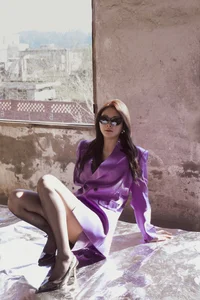 Elegant Purple Portrait Photography: YiTuYu Art Language Vol.9291 Featuring Model Rong Er - Stunning Aesthetic Fashion Inspiration-10