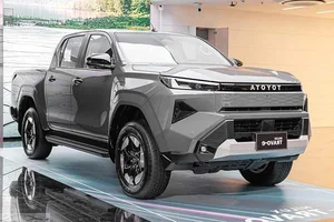 The All-Electric Toyota Hilux 2026: A Sustainable Icon for Modern Adventures-6