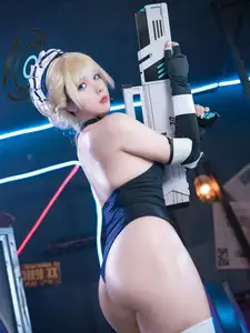 Discover Coser - Blue Archive's Asuma Toki Maid (32P): Alluring Combat Maid-9