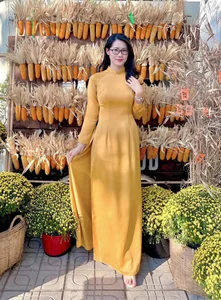 Celebrate the Beauty of Vietnamese Traditions: Elegant Ao Dai and Vibrant Spring Markets for the Lunar New Year-4