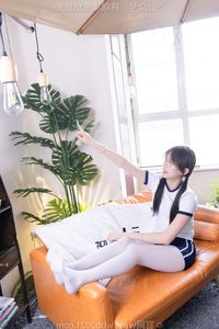 Chinese Model No.562 Xiangcai: Pure and Athletic in Sports Outfit & Thick White Stockings-20