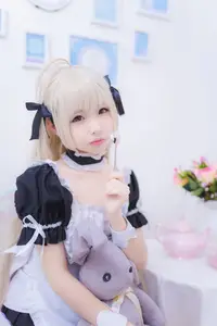 Discover the Pure Charm of Coser Shi Wan Zhen Zhi Fu Te as Zhen Zhi Xiao Luo Li - An Adorable Collection!-1