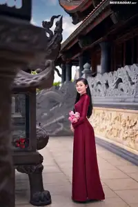Graceful Vietnamese Ao Dai: Serene Beauty at Majestic Mountain Temple-5