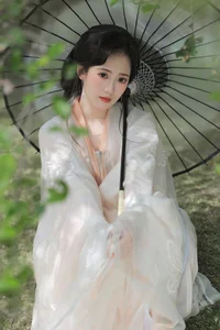 Ethereal Hanfu Beauty at Qunyu Mountain - YiTuYu Vol.8979 Tie Tie-8