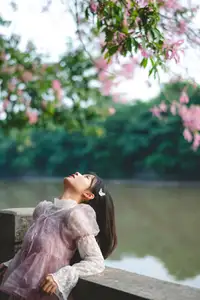 Vol.8632 Nan Yi: Dreamy Youth by the River, A Poetic & Romantic Blossom-1