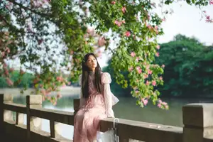 Vol.8632 Nan Yi: Dreamy Youth by the River, A Poetic & Romantic Blossom-3