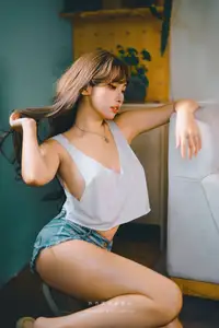 Coser Momo: The Alluring Newlywed Wife – Captivating Her Husband Post-Marriage-11