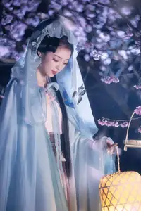 Discover the Ethereal Beauty of Qi Ni Si Mao in YiTuYu Vol.8623: An Asian Muse by Lantern Light-1