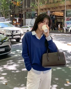 4 Essential Long-Sleeve Tops for a Chic Wardrobe: Elevate Your Everyday Style with These Versatile and Timeless Fashion Staples-0