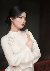 VGU No.65: Explore Vietnam's Traditional Beauty: Ao Dai Gracefully Meets Ancient Culture-13