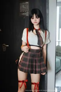 XiuRen No.10774 Xiao Ling: Captivating Schoolgirl Charm in an Intimate Setting-6