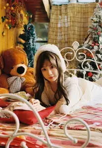 Zi Qing's Cozy Charm: Captivating Beauty in Rustic Warmth - YiTuYu Vol.8643-8